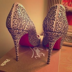 Christian Louboutin SO PRETTY 100 Heel Pat/glitter